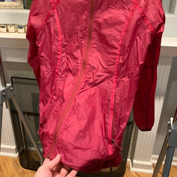 Women’s Kuhl Lightweight Packable Rain Jacket - Small - Picture 7 of 10